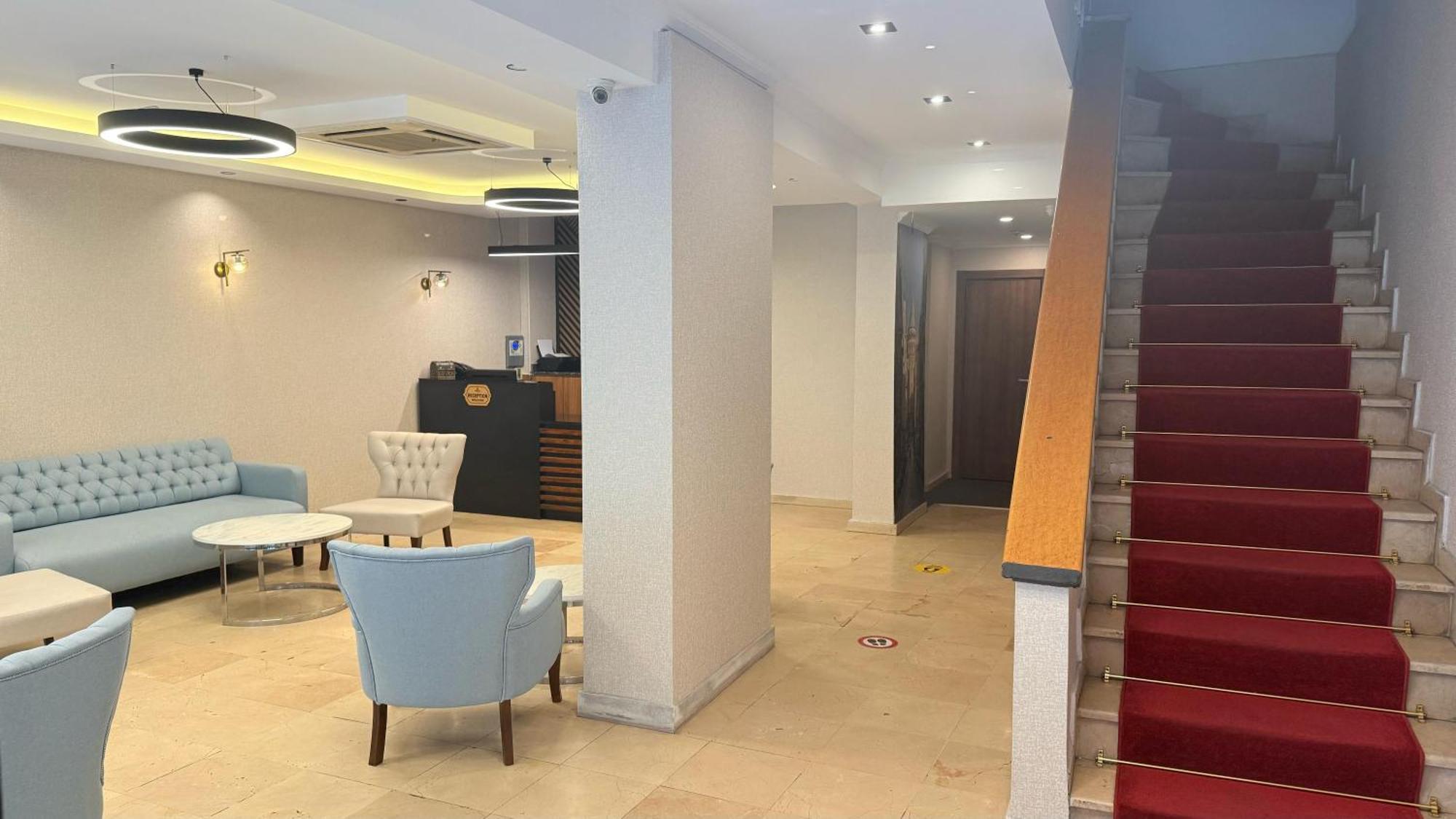 Nuperasuit Aparthotel