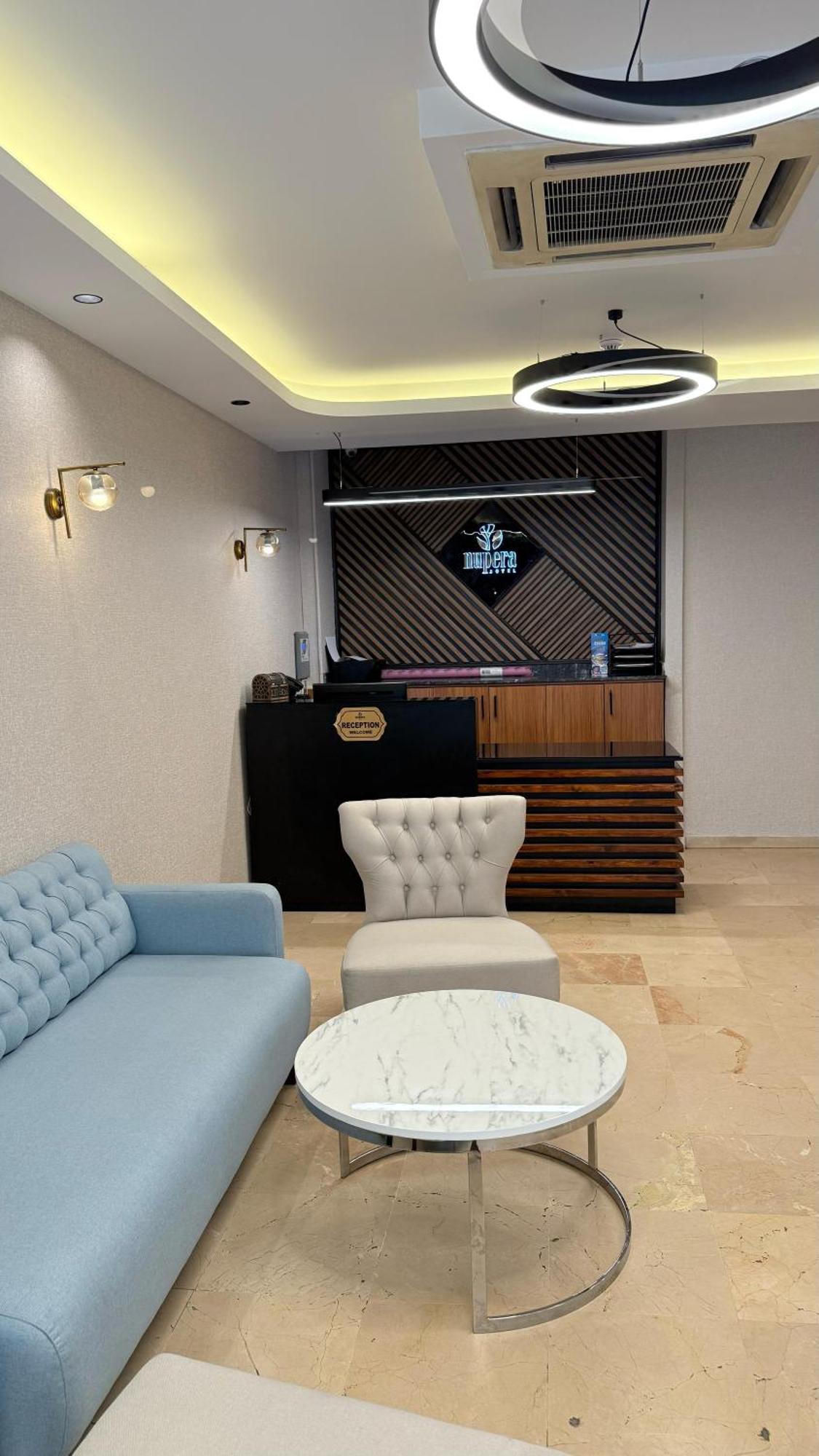 Nuperasuit Aparthotel